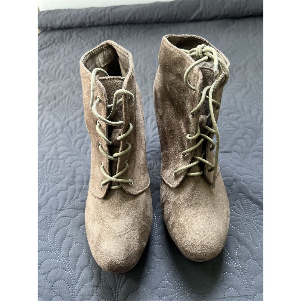 Forever Camille-86 Chunky Heel Platform Lace Up Ankle Booties Taupe SZ 8.5 NWOB